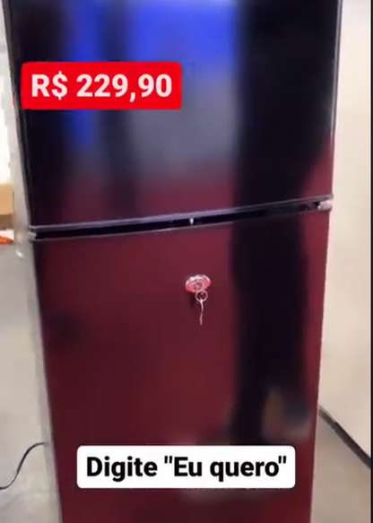 MINI GELADERIRA COM FREEZER + CHAVE E TRANCA